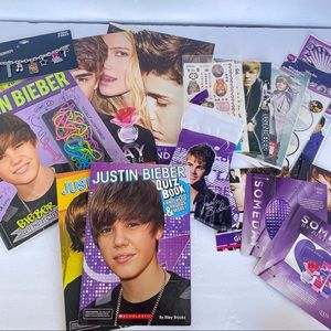 ￼Justin Bieber collector bundle￼ lot